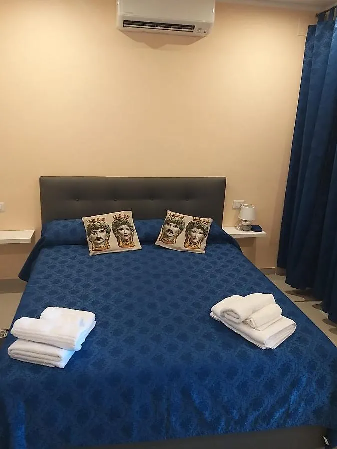 טאורמינה Tovimar Apartments מלון דירות
