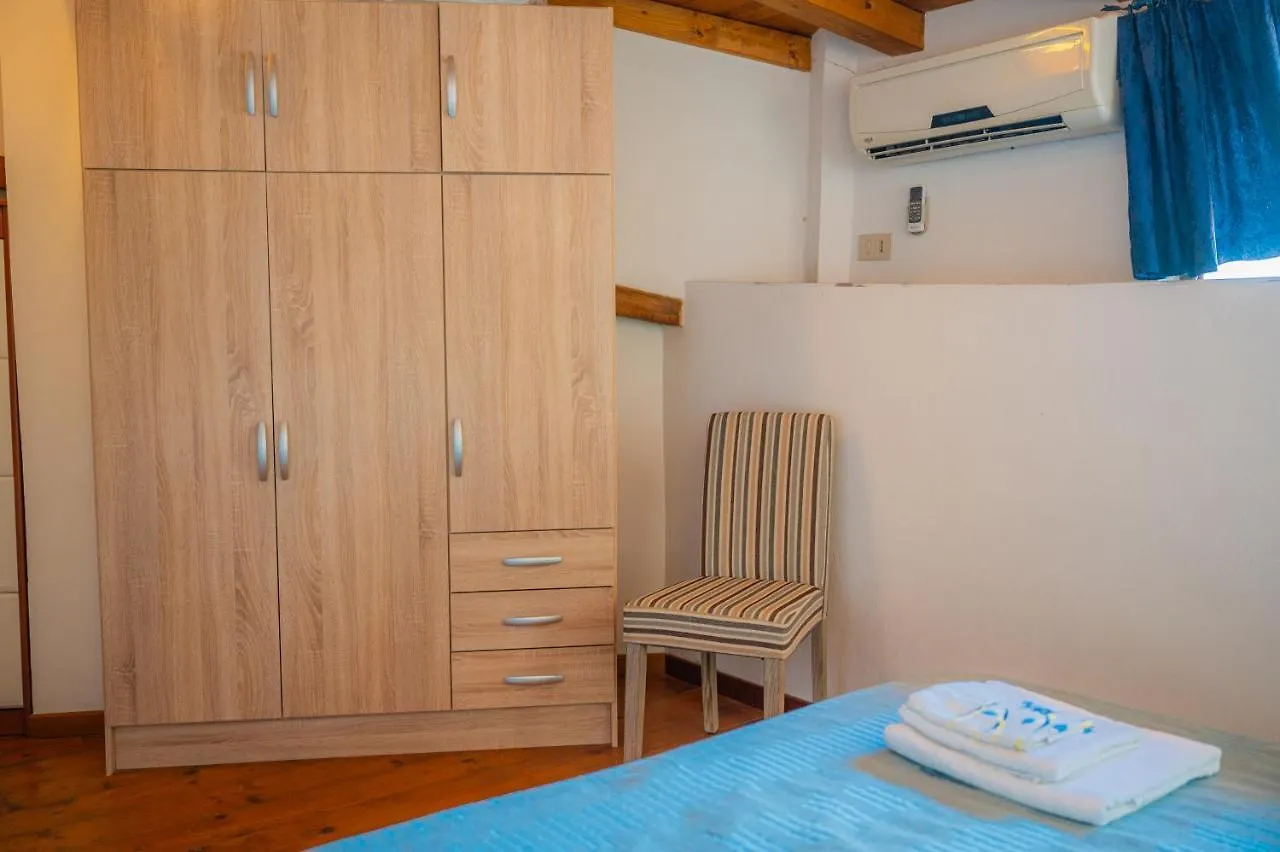 Tovimar Apartments Taormina Italia