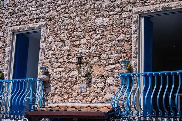 Tovimar Apartments Taormina Italia